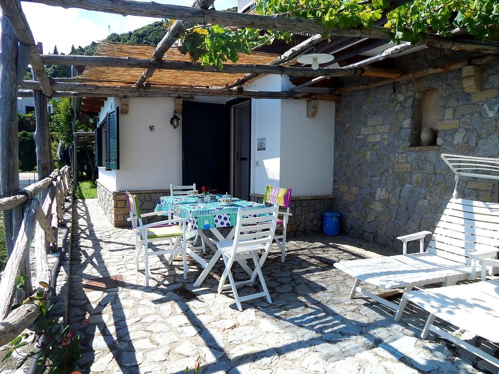 Amalfi View Cottage Bagian luar foto